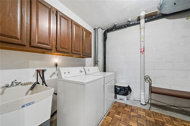 4948 Simmons Cir, Export, PA 15632