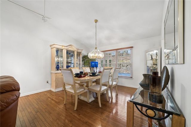 4948 Simmons Cir, Export, PA 15632