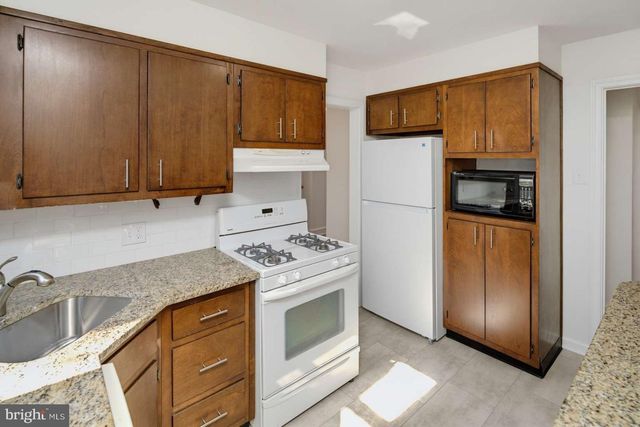 1141 FAUNCE ST, Philadelphia, PA 19111
