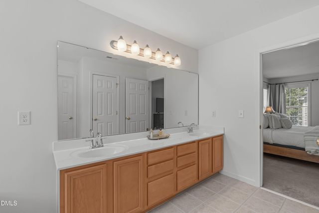 8601 Barrett Hall Lane, Wake Forest, NC 27587
