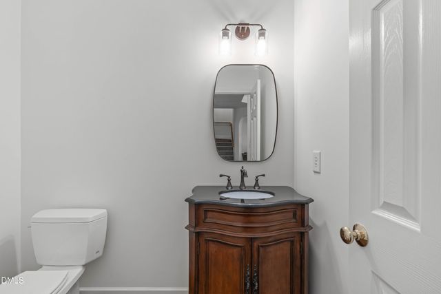 8601 Barrett Hall Lane, Wake Forest, NC 27587