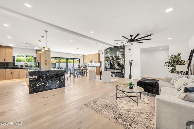 5125 E MULBERRY Drive, Phoenix, AZ 85018