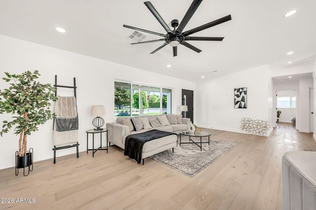 5125 E MULBERRY Drive, Phoenix, AZ 85018