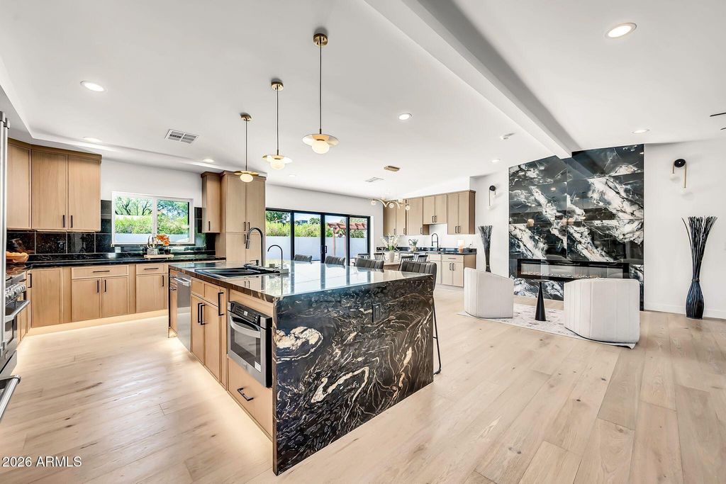 Image 1 of property listing at 5125 E MULBERRY Drive, Phoenix, AZ 85018