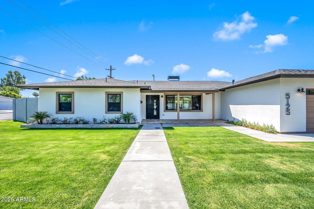 Image 7 of property listing at 5125 E MULBERRY Drive, Phoenix, AZ 85018