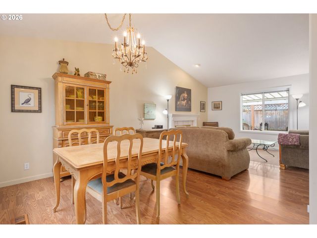 2418 KALMIA St, Eugene, OR 97404