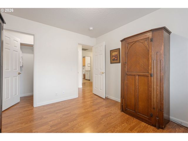 2418 KALMIA St, Eugene, OR 97404