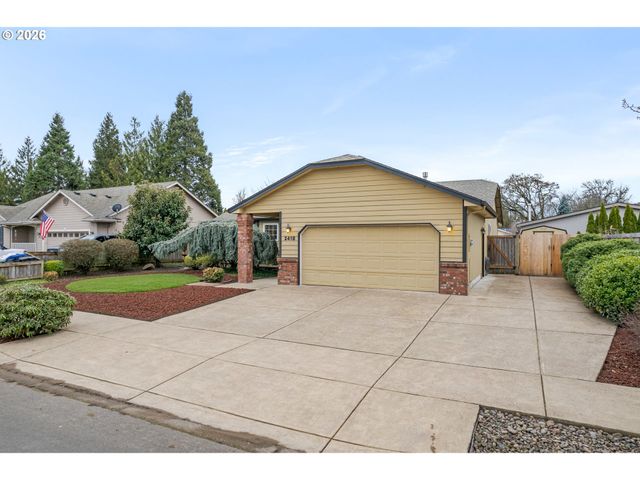 2418 KALMIA St, Eugene, OR 97404