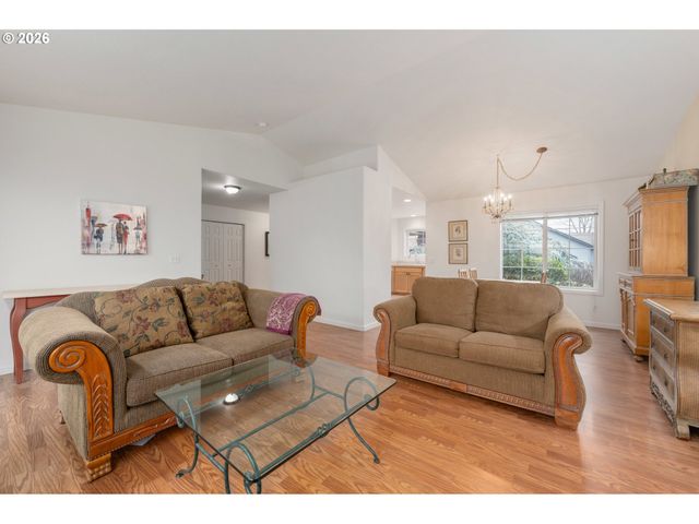 2418 KALMIA St, Eugene, OR 97404