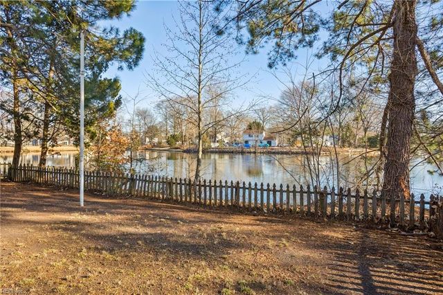 115 Wreck Shoal DR, Newport News, VA 23606