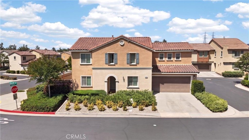 Image 4 of property listing at 1425 Allium Court, Beaumont, CA 92223