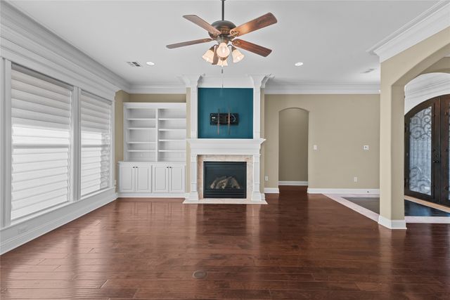 867 Chartres Drive, Shreveport, LA 71115