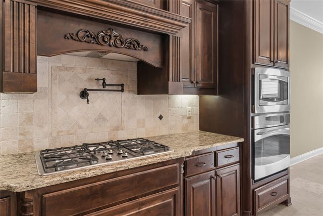 867 Chartres Drive, Shreveport, LA 71115