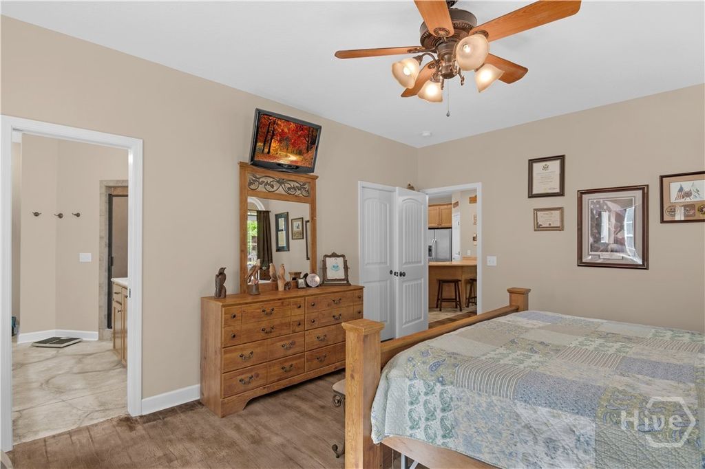 Image 14 of property listing at 570 Brogdon Road, Guyton, GA 31312