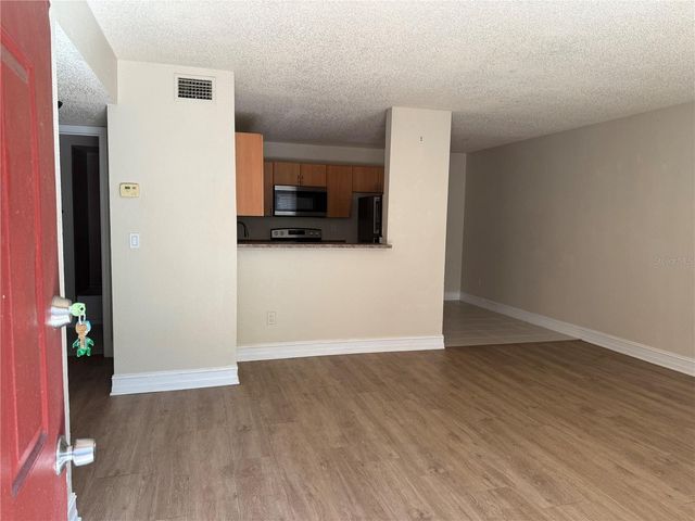 21038 VOYAGER BOULEVARD 4, Land O Lakes, FL 34638