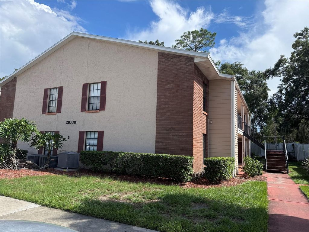 21038 VOYAGER BOULEVARD 4, Land O Lakes, FL 34638