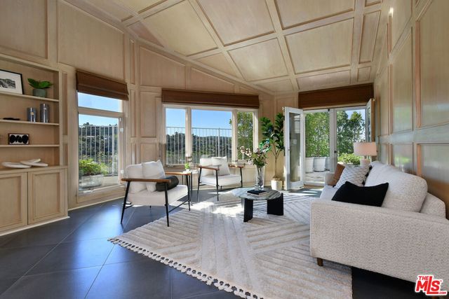 3635 Fawndale Place, Sherman Oaks, CA 91403