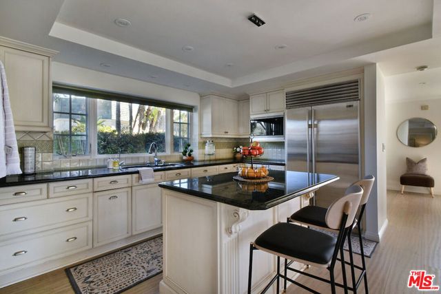 3635 Fawndale Place, Sherman Oaks, CA 91403