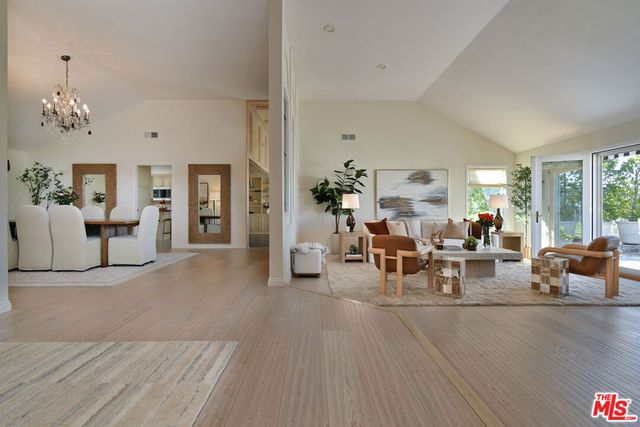 3635 Fawndale Place, Sherman Oaks, CA 91403