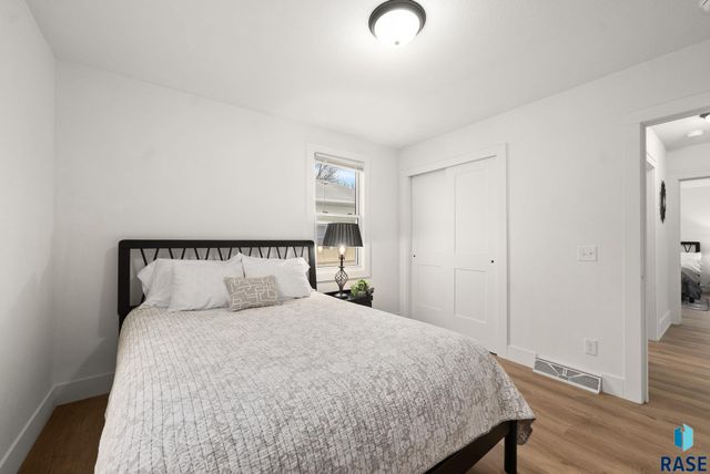 515 Nesmith Ave Avenue, Sioux Falls, SD 57103