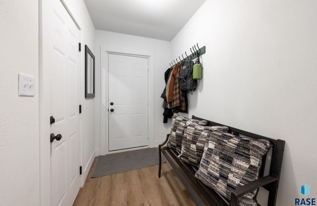 515 Nesmith Ave Avenue, Sioux Falls, SD 57103