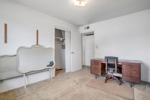 758 E Dovewood Lane, Fresno, CA 93710