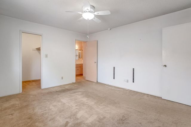 758 E Dovewood Lane, Fresno, CA 93710