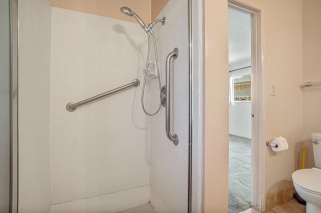 758 E Dovewood Lane, Fresno, CA 93710