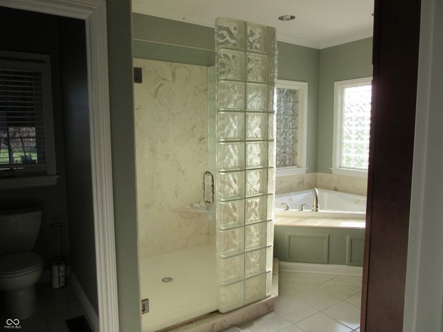 373 Southwind Lane, Greenwood, IN 46142