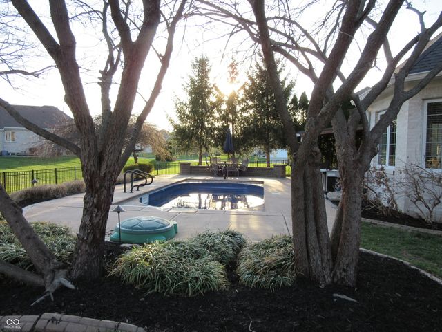 373 Southwind Lane, Greenwood, IN 46142