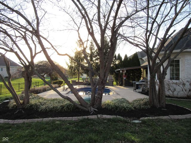 373 Southwind Lane, Greenwood, IN 46142