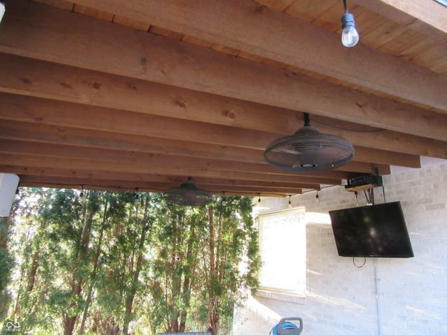 373 Southwind Lane, Greenwood, IN 46142