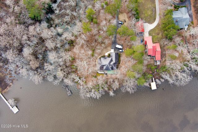 218 River Trail, Winton, NC 27986