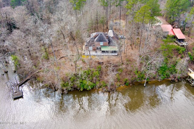 218 River Trail, Winton, NC 27986
