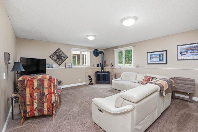 2685 Halstead Lane, Mound, MN 55364