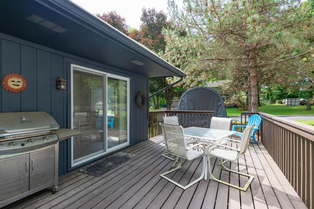2685 Halstead Lane, Mound, MN 55364