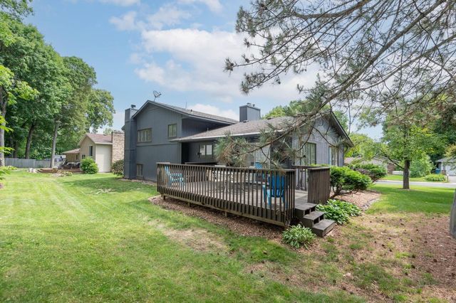 2685 Halstead Lane, Mound, MN 55364