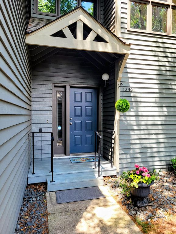 1359 Spencer Road W 1359, Saint Paul, MN 55108 — photo 3