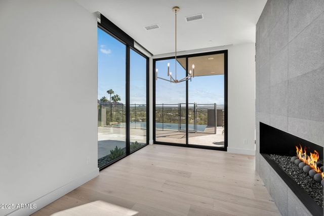 6975 N 39TH Place, Paradise Valley, AZ 85253