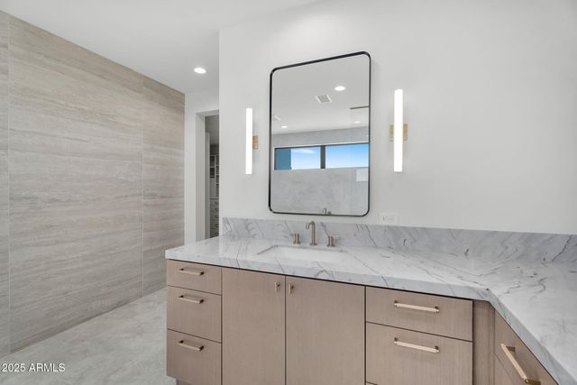 6975 N 39TH Place, Paradise Valley, AZ 85253