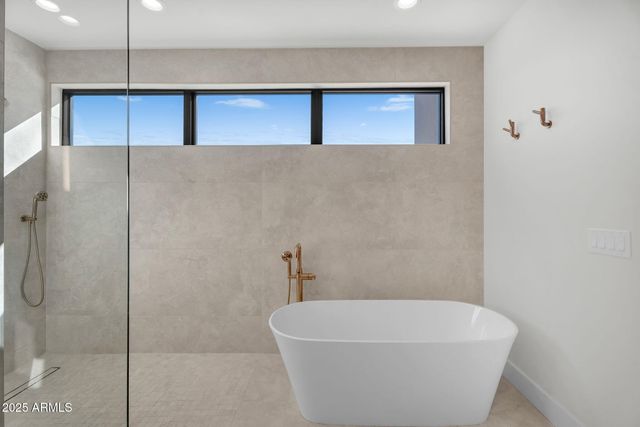 6975 N 39TH Place, Paradise Valley, AZ 85253