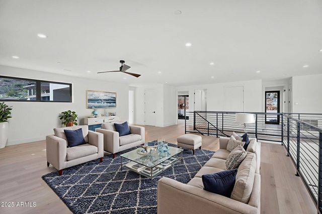 6975 N 39TH Place, Paradise Valley, AZ 85253