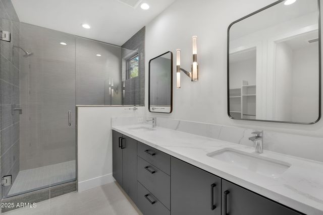 6975 N 39TH Place, Paradise Valley, AZ 85253