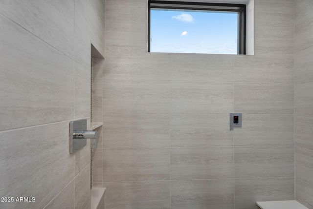 6975 N 39TH Place, Paradise Valley, AZ 85253