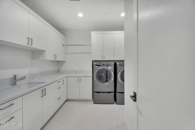 6975 N 39TH Place, Paradise Valley, AZ 85253