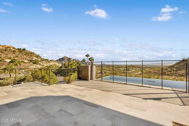 6975 N 39TH Place, Paradise Valley, AZ 85253