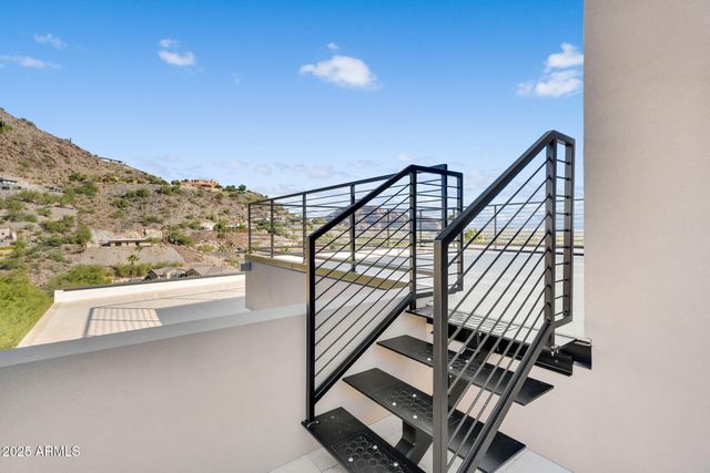 6975 N 39TH Place, Paradise Valley, AZ 85253