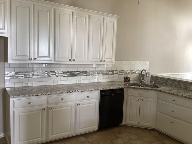 103 Paragon CT, Lakeway, TX 78734