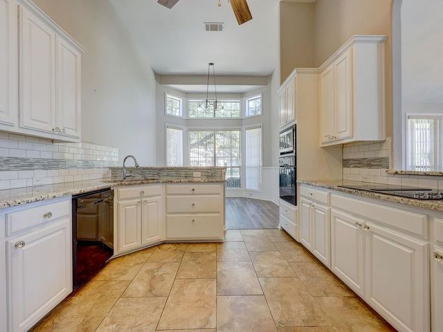 103 Paragon CT, Lakeway, TX 78734
