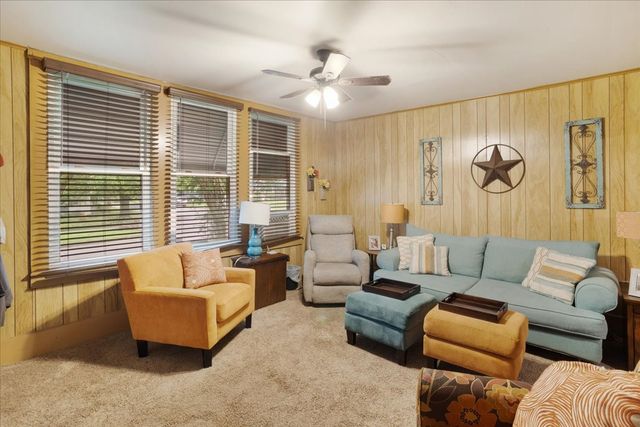 1231 W Woodard Street, Denison, TX 75020